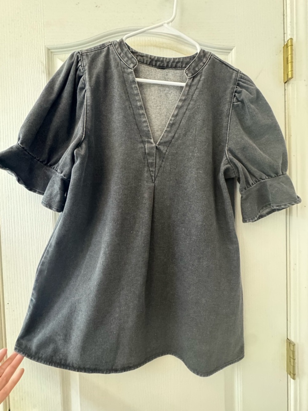 Black Denim V-Neck Puff Sleeve Women's Top NW/OT